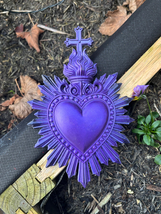 Heart wall plaque