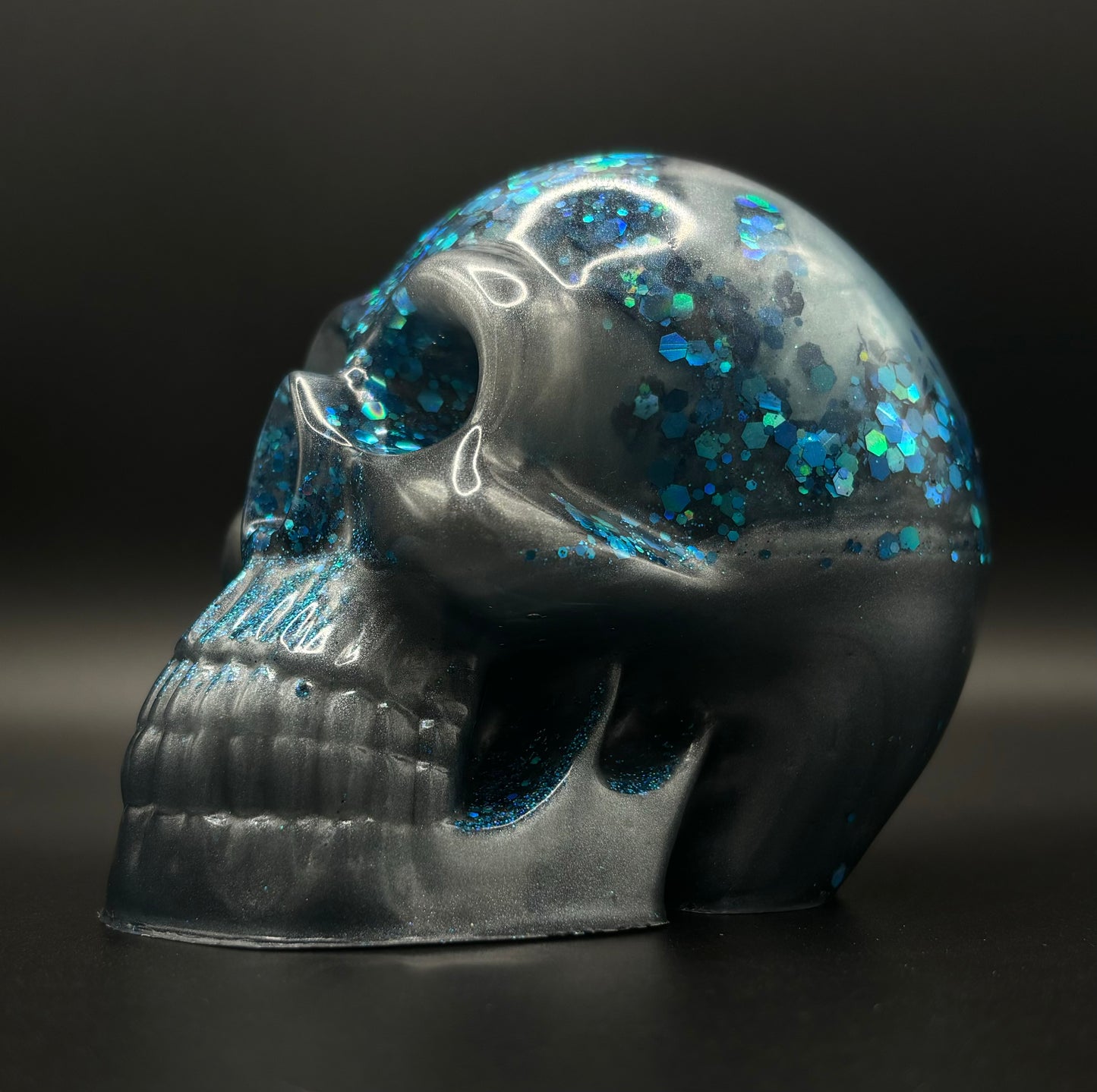 Resin Skull Shaker